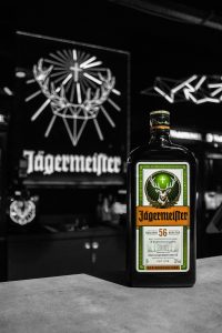 Jägermeister Bootshaus Köln, Jagermeister-logo, fotografie, dokumentation, lasercut, lasergravur, fotografie, lichtinstallation, led, grafik, design, bootshaus köln, Jägermeister